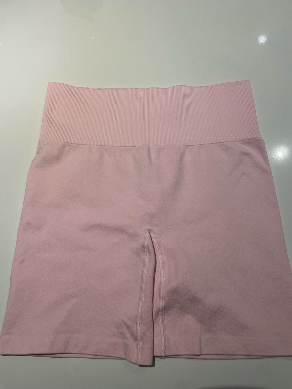 Aritzia TNA Pink Ribbed bike short (NEVER WORN)